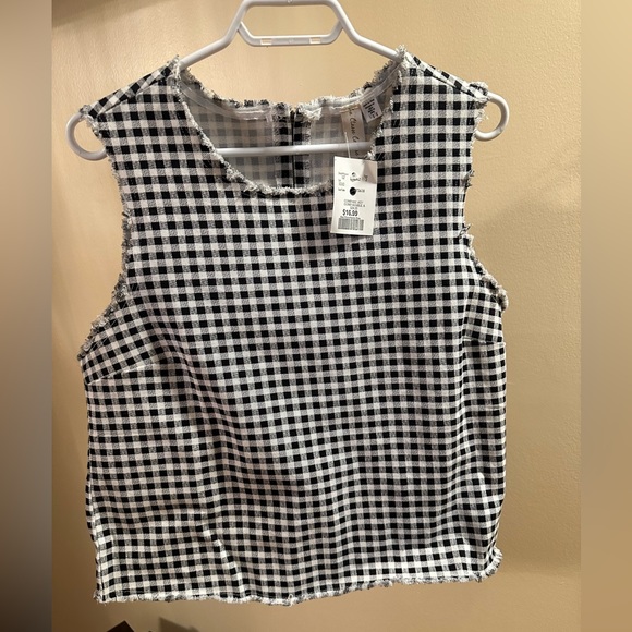 Raw hem checkered top ** tags attached** - Picture 1 of 9